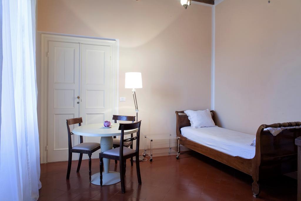 Cavour33 Bed & Breakfast Massa  Exterior photo